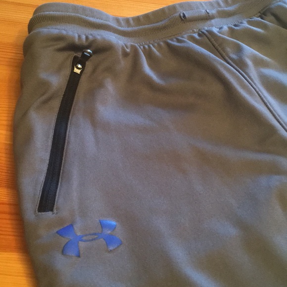 Under armor joggers sweatpants - Picture 2 of 6